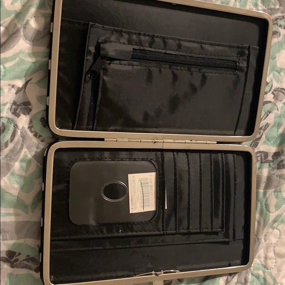 Wallet - Picture 2 of 2